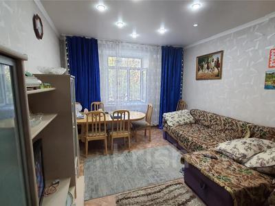 2-комнатная квартира, 43 м², 2/2 этаж, мкр Новый Город, Ермекова за 13.8 млн 〒 в Караганде, Казыбек би р-н