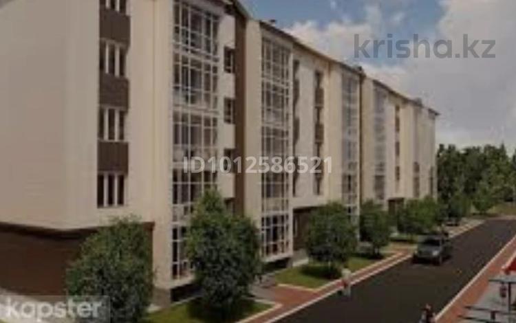 1-комнатная квартира · 45 м² · 3 этаж, Майкудук, Мкр Голубые пруды 3/2 за 12.5 млн ₸ в Караганде, Алихана Бокейханова р-н — фото 2