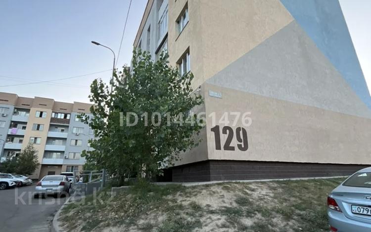 1-комнатная квартира · 45 м² · 1/5 этаж, мкр Саялы 129 за 210 000 ₸ в Алматы, Алатауский р-н — фото 2