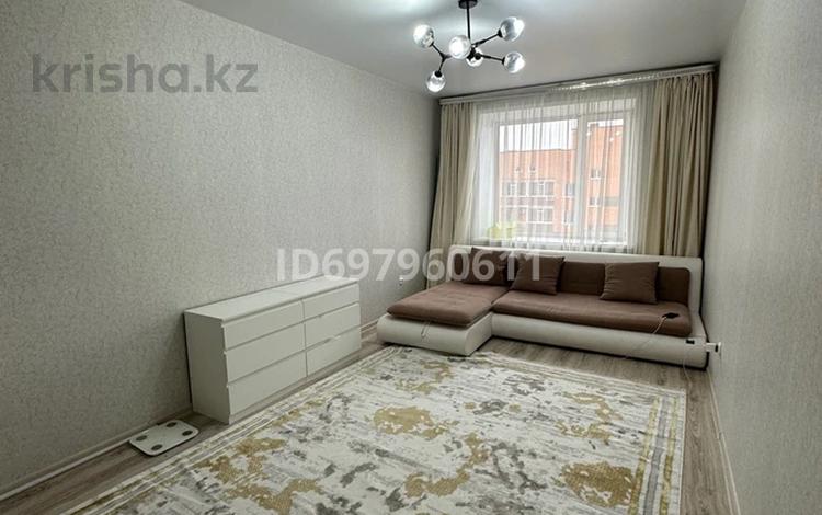 1-комнатная квартира, 40 м², 9/9 этаж помесячно, Мкр. Береке 64