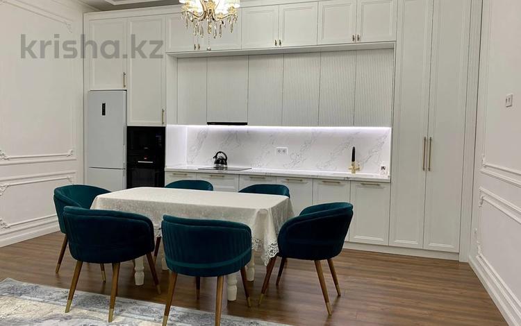 2-бөлмелі пәтер · 80 м² · 6/8 қабат, Арайлы 12, бағасы: 550 000 ₸ в Алматы, Бостандыкский р-н — фото 2
