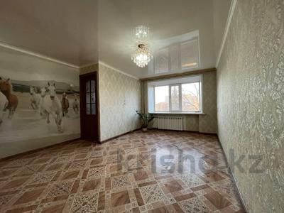 2-комнатная квартира · 43 м² · 3/5 этаж, шакарима за 19.5 млн 〒 в Семее