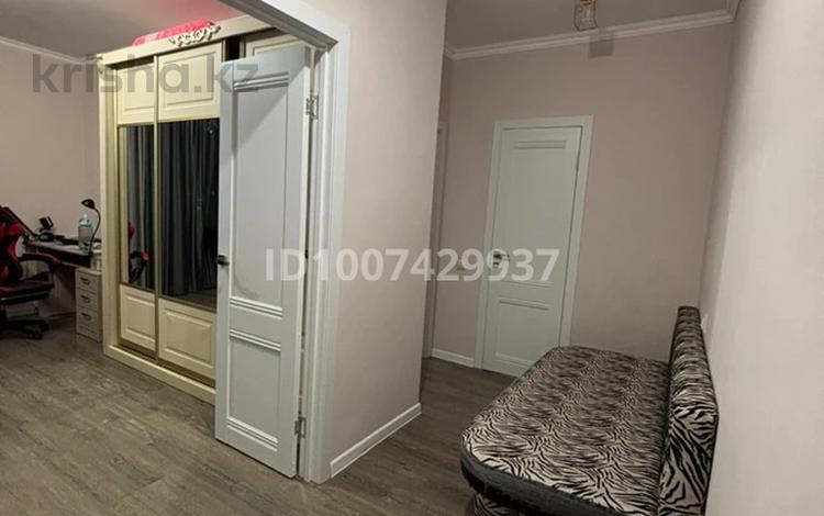 1-бөлмелі пәтер · 40 м² · 8/9 қабат, Молдагалиева 2, бағасы: 23.5 млн ₸ в Астане, Нура р-н — фото 24