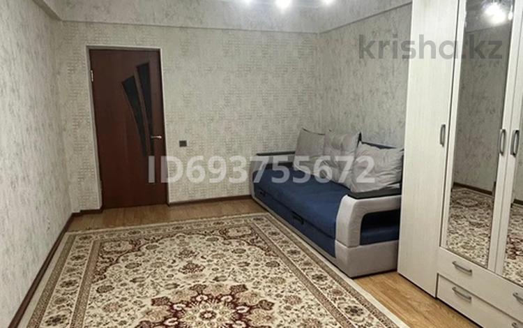 3-комнатная квартира · 80.9 м² · 5/5 этаж, мкр Нурсая, ул. Р.Габдиева 40 за 27 млн ₸ в Атырау — фото 2