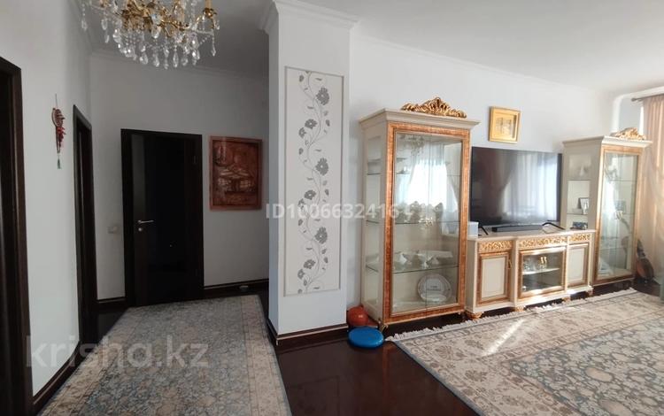 4-комнатная квартира · 138 м² · 3/4 этаж, Шоссе Коргалжын 6 за 75.5 млн 〒 в Астане, Нура р-н — фото 8