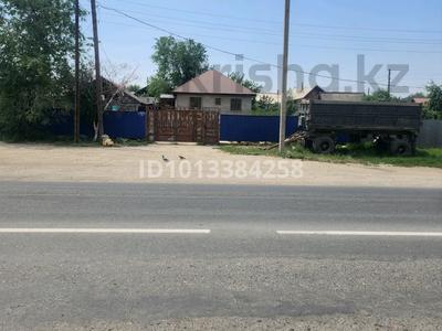 Отдельный дом · 4 комнаты · 100 м² · 8 сот., Восточный правый 141 — 16-17линия за 27.5 млн ₸ в Семее