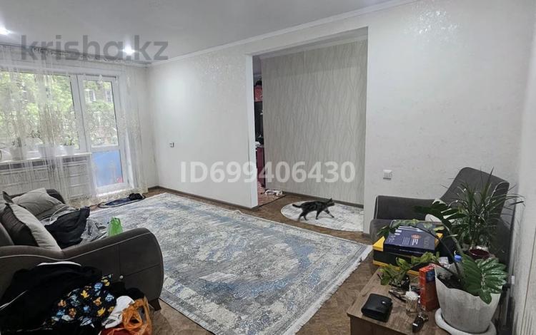 3-бөлмелі пәтер · 57 м² · 3/5 қабат, 1-микрорайон 11 — улица Сатпаева, бағасы: 18.5 млн ₸ в Семее — фото 2