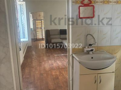 Отдельный дом · 2 комнаты · 60 м² · 6 сот., Желтоксан 30 за 90 000 ₸ в 