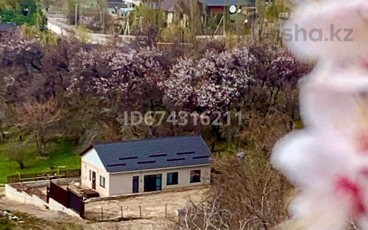 Отдельный дом · 4 комнаты · 120 м², Горный Массив 16 за 800 000 〒 в  — фото 18