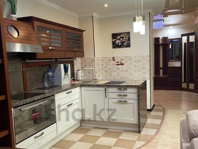 2-бөлмелі пәтер · 80 м² · 19/25 қабат, 11 ш/а. 112Б — Актобе Ажары, бағасы: 22 000 ₸ в мкр 11