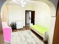 3-комнатная квартира · 77 м² · 1/5 этаж, мкр Аксай-3 за 300 000 ₸ в Алматы, Ауэзовский р-н — фото 4