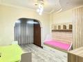 3-комнатная квартира · 77 м² · 1/5 этаж, мкр Аксай-3 за 300 000 ₸ в Алматы, Ауэзовский р-н — фото 7