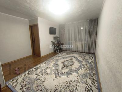 1-комнатная квартира · 30.6 м² · 2/5 этаж, республики 53 за 5.5 млн ₸ в Темиртау