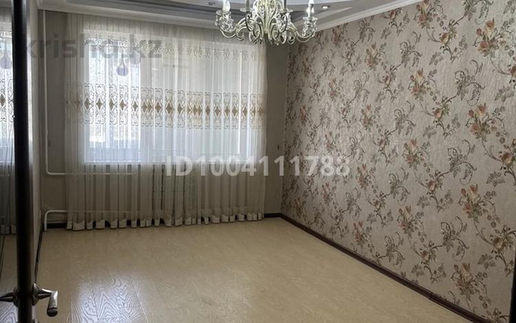3-комнатная квартира · 74 м² · 4/5 этаж, 12-й мкр 40 за 19 млн ₸ в Актау — фото 9