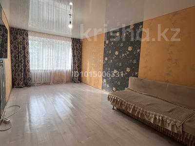 2-бөлмелі пәтер · 46.6 м² · 2/5 қабат, Камзина 19 — Камзина, Астана, бағасы: 8.9 млн ₸ в Аксу