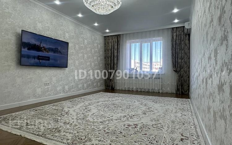 3-комнатная квартира · 118 м² · 1/5 этаж, мкр. Алтын орда 19 за 56 млн ₸ в Актобе — фото 23