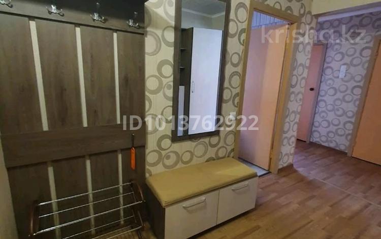 2-бөлмелі пәтер · 47.8 м² · 2/5 қабат, Утепова 7, бағасы: 27 млн ₸ в Усть-Каменогорске, Ульбинский — фото 2