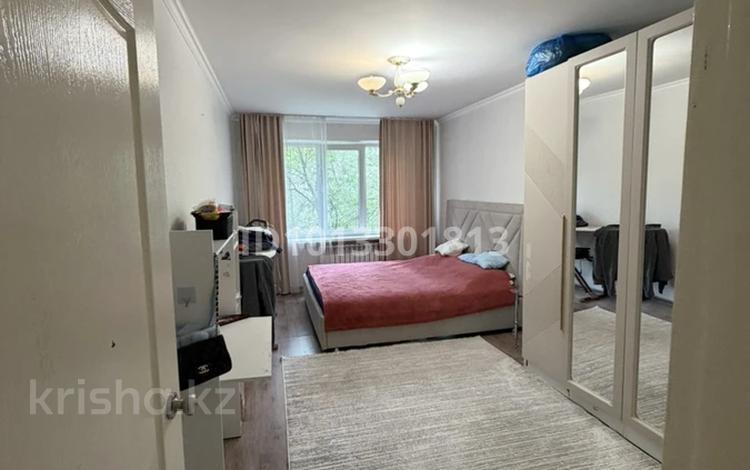 3-комнатная квартира · 65 м² · 3/5 этаж, мкр Орбита-3 8 за 380 000 ₸ в Алматы, Бостандыкский р-н — фото 2