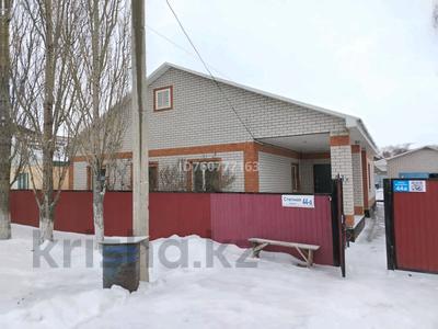 Отдельный дом · 5 комнат · 110.5 м² · 8 сот., Сары батакулы 44А за 30 млн 〒 в Актобе, жилой массив Жилянка