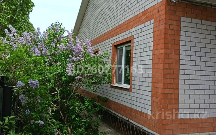 Жеке үй · 5 бөлме · 110.5 м² · 8 жүзд., Сары батакулы 44А, бағасы: 27 млн ₸ в Актобе, жилой массив Жилянка — фото 46