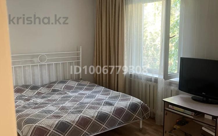 3-бөлмелі пәтер · 60 м² · 3/5 қабат, Кабанбай батыра 216 — Жумалиева, бағасы: 51.4 млн ₸ в Алматы — фото 2