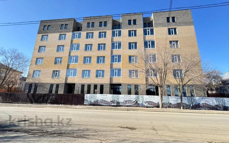 3-бөлмелі пәтер · 99 м² · 1/5 қабат, мкр Жилгородок, Тлеу батыра, бағасы: 26 млн ₸ в Актобе — фото 11