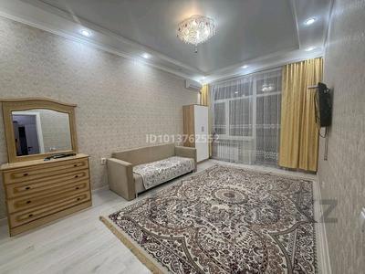 1-бөлмелі пәтер · 42 м² · 4/7 қабат, 17-ш/а. 107, бағасы: ~ 15 млн ₸ в Актау, 17-й мкр