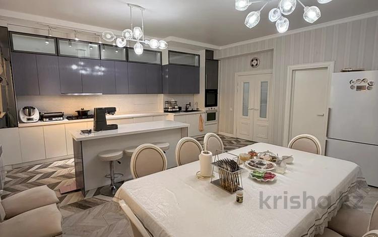 5-бөлмелі пәтер · 202 м² · 9/10 қабат, 31Б мкр 8, бағасы: 60 млн ₸ в Актау — фото 2