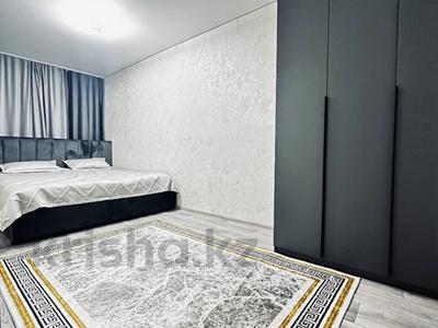 2-бөлмелі пәтер · 44 м² · 3/5 қабат, Антона Чехова 74 — угол Антона Чехова Кабанбай батыра, бағасы: 17.9 млн ₸ в Усть-Каменогорске, Ульбинский
