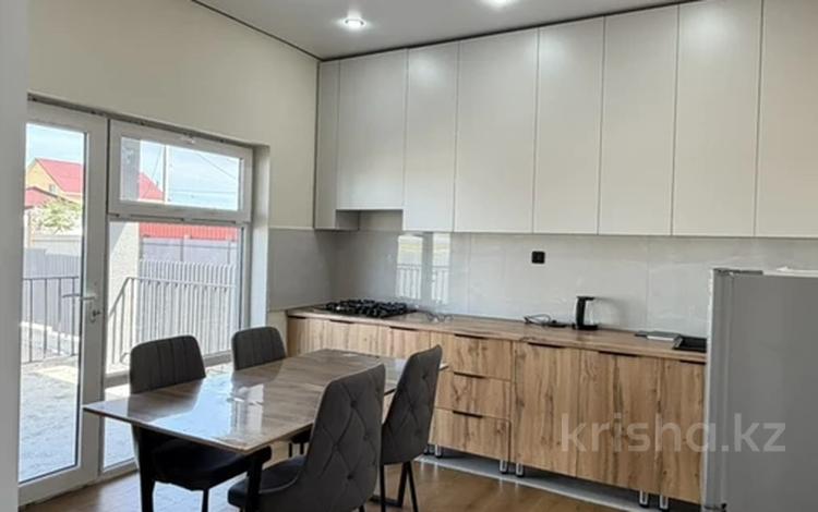 Отдельный дом · 3 комнаты · 80 м² · 5 сот., Мкр Карлыгаш 3 сектор за 24 млн ₸ в Конаеве — фото 2