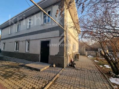 Отдельный дом · 7 комнат · 252 м² · 8 сот., мкр Калкаман-2, Хрищатого 14 — Джандосова-яссауи за 120 млн ₸ в Алматы, Наурызбайский р-н