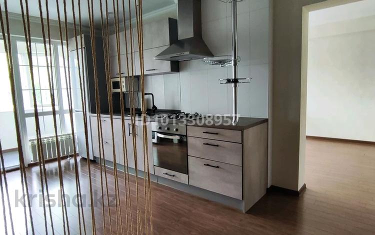 2-бөлмелі пәтер · 47.6 м² · 5/5 қабат, мкр №8 87, бағасы: 45 млн ₸ в Алматы, Ауэзовский р-н — фото 2