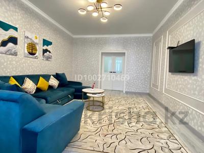 2-бөлмелі пәтер · 74 м², мкр. Алтын орда, Мустафа Шокай 2А — Возле клиники Дару,Коз Жарыгы, бағасы: 20 000 ₸ в Актобе
