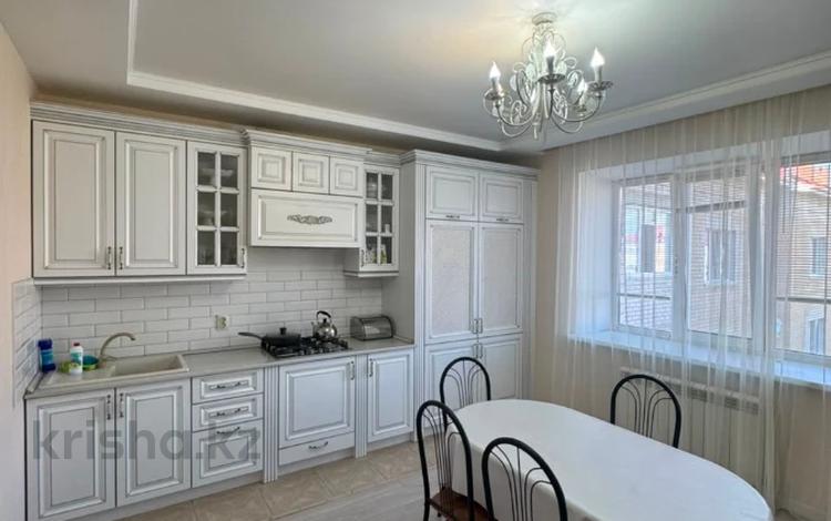 3-комнатная квартира · 128.7 м² · 5/5 этаж, мкр. Алтын орда, Тауелсиздик за 38.5 млн ₸ в Актобе — фото 15
