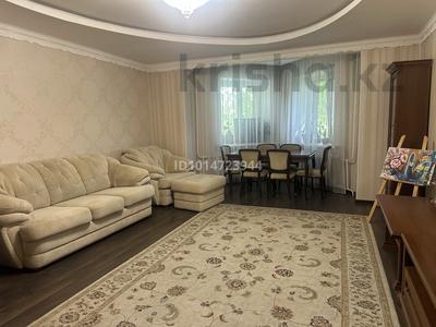 3-бөлмелі пәтер · 108.4 м² · 1/5 қабат, Ауэзова, бағасы: 35 млн ₸ в Аксу