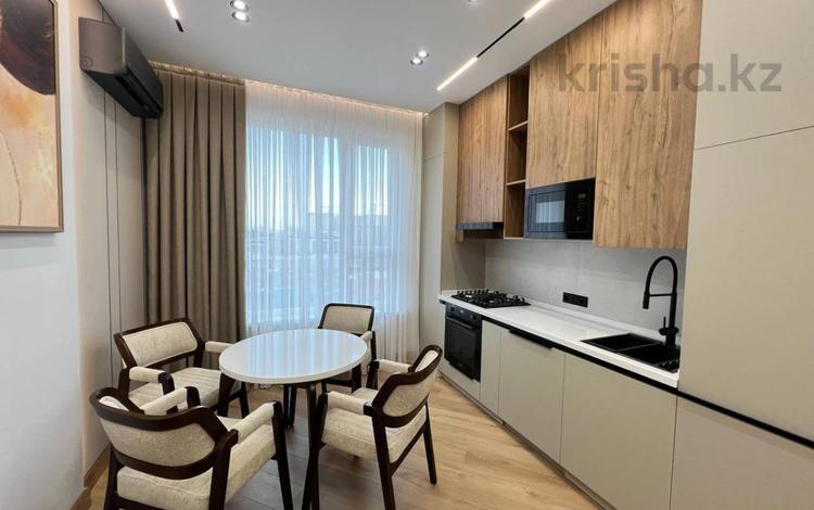 3-комнатная квартира · 80 м² · 13/21 этаж, Аль-Фараби 21 за 800 000 ₸ в Алматы — фото 8