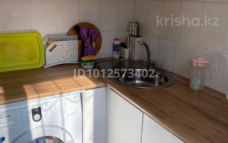 2-бөлмелі пәтер · 44 м² · 1/5 қабат, мкр №1 60 — Абая правда, бағасы: 27 млн ₸ в Алматы, Ауэзовский р-н — фото 6