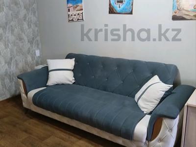 2-комнатная квартира · 42 м² · 4/5 этаж, Майкудук, Майкудук, 12й микрорайон 7 за 14 000 ₸ в Караганде, Алихана Бокейханова р-н