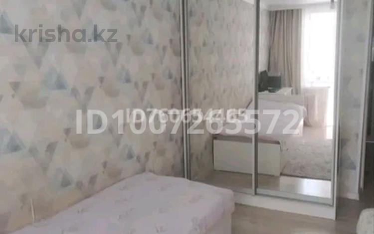 3-комнатная квартира · 60 м² · 3/9 этаж, мкр Юго-Восток, Мкр Юго-Восток, 30й микрорайон 3/2 — ТБЦ Аян за 24 млн 〒 в Караганде, Казыбек би р-н — фото 2