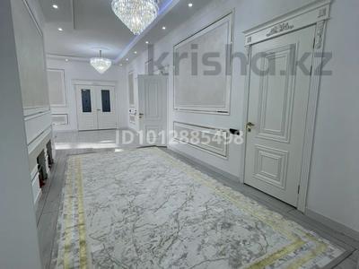 Жеке үй · 5 бөлме · 280 м² · 8 сот., мкр Самал-3 73 — 87 мектеп артында, бағасы: 77 млн ₸ в Шымкенте, Абайский р-н