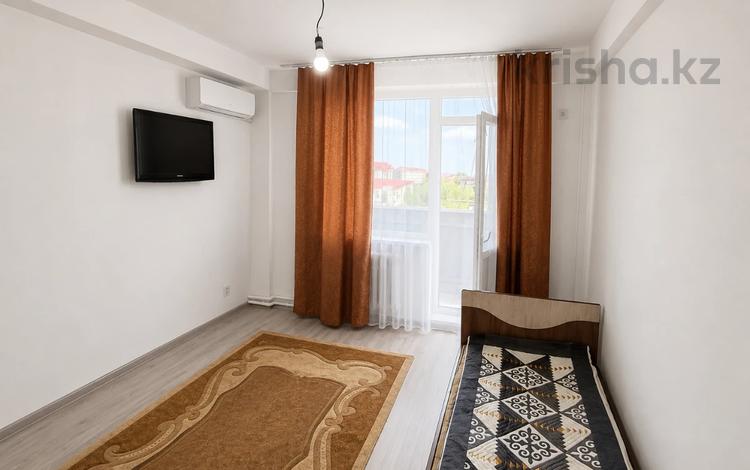 1-комнатная квартира · 32.1 м² · 5/5 этаж, 10 микрорайон 22 за 11.2 млн ₸ в Аксае — фото 8
