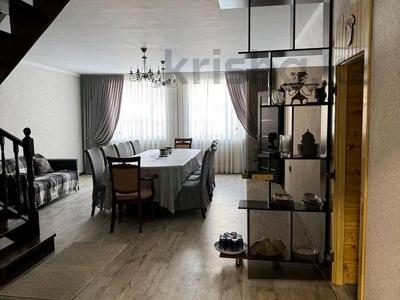 Жеке үй · 4 бөлме · 202 м² · 10 жүзд., Богенбай батыра 19, бағасы: 79 млн ₸ в Косшы