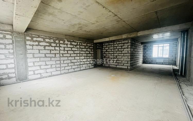 3-комнатная квартира · 85 м² · 4/5 этаж, 20-й мкр. за 35.9 млн ₸ в Алматы, Алатауский р-н — фото 9