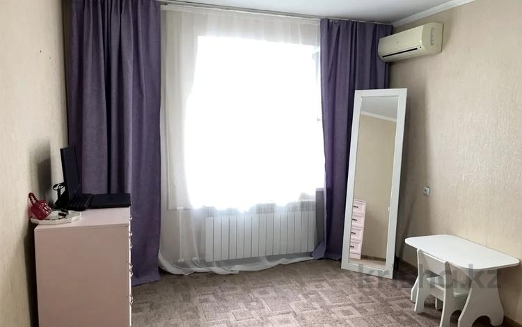 3-бөлмелі пәтер · 60.4 м² · 3/5 қабат, 2 ш/а., Сатпаева, бағасы: 20 млн ₸ в Актобе, мкр 8 — фото 6