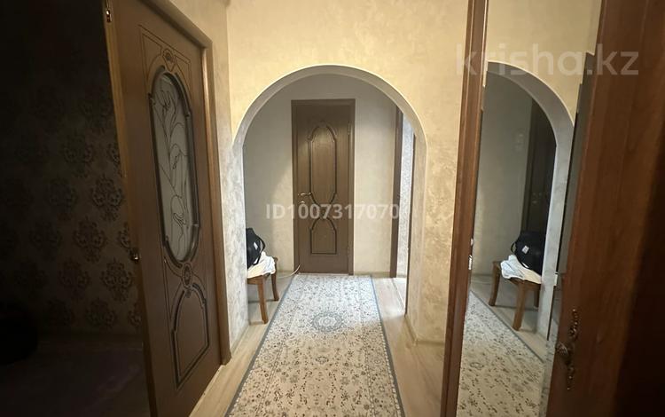 4-комнатная квартира · 89 м² · 2/5 этаж, Мерей 16 — Мкр.мерей за 24 млн 〒 в  — фото 2