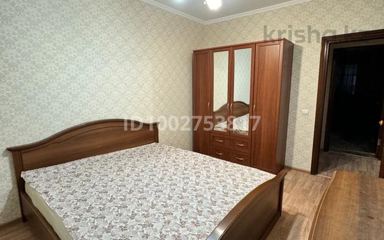 3-комнатная квартира · 90 м² · 3/5 этаж, 12-й мкр 17 за 12 000 〒 в Актау — фото 6