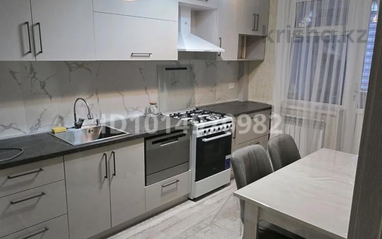 2-комнатная квартира · 76 м² · 1/5 этаж, мкр Нурсат 87 — проспект Астана за 280 000 ₸ в Шымкенте, Каратауский р-н — фото 2