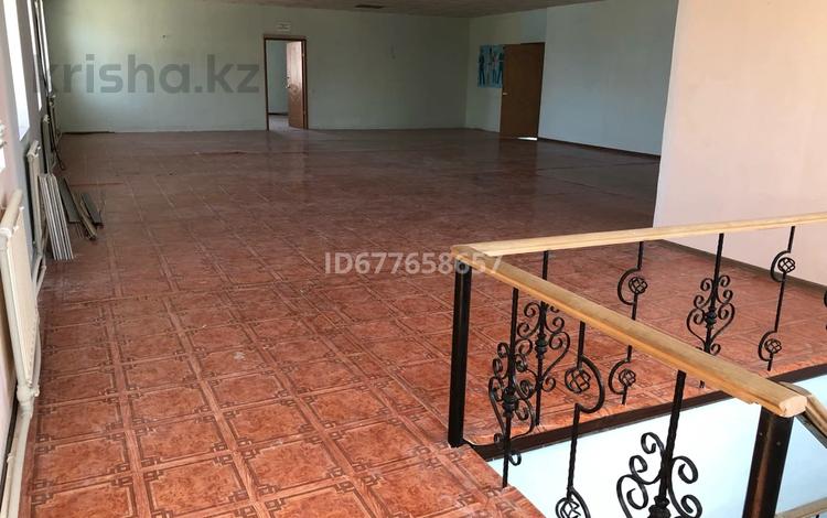 Еркін · 360 м², бағасы: 650 000 ₸ в Актау, 28А мкр — фото 2