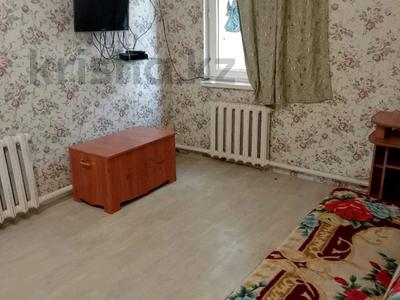 Часть дома · 2 комнаты · 37 м² · 2 сот., 312 стр дивизия 1 — Автовокзал, РСУ за 70 000 ₸ в Актобе, мкр. Курмыш