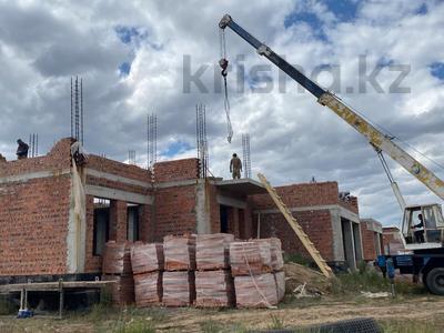 Отдельный дом · 5 комнат · 600 м² · 40 сот., Е 453 за 90 млн 〒 в Астане, Есильский р-н